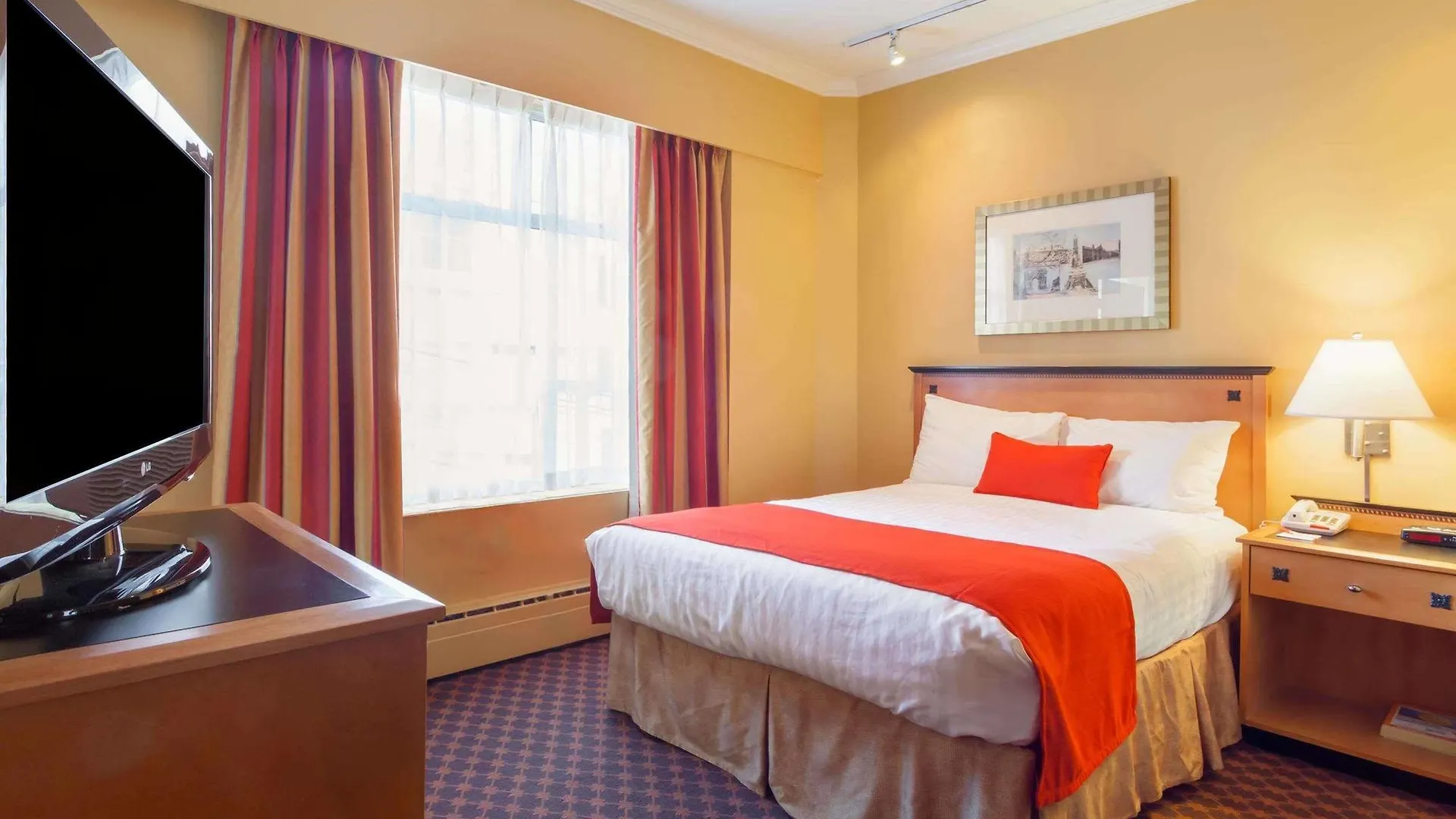 Howard Johnson By Wyndham Vancouver Downtown Canada
